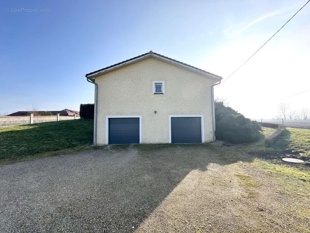 Maison à vendre, 104m², Montrevel-en-Bresse