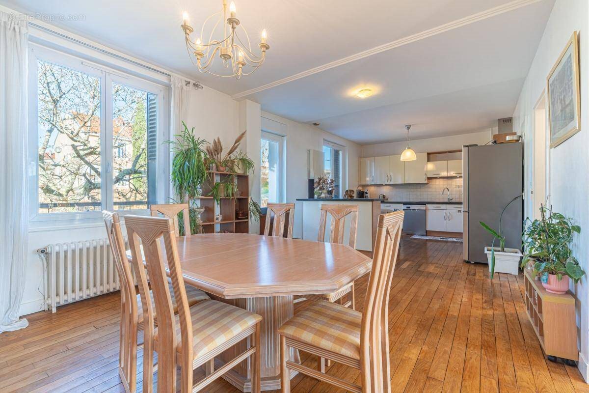 Maison à vendre, 175m², Limoges