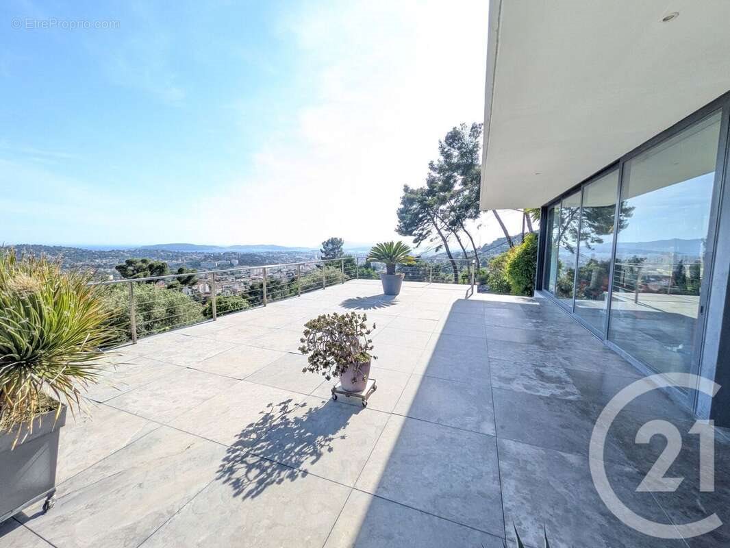 Maison à vendre, 348m², Toulon