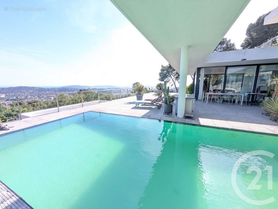 Maison à vendre, 348m², Toulon