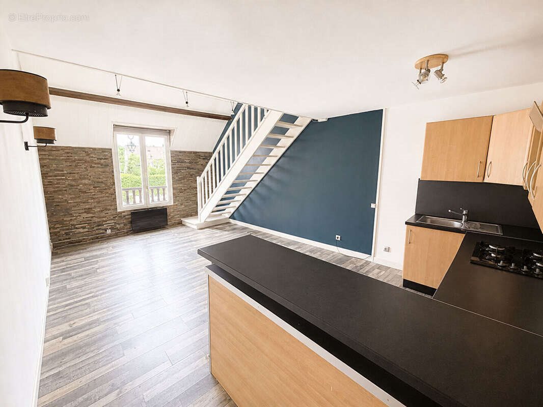 Appartement à vendre, 64m², Lamorlaye
