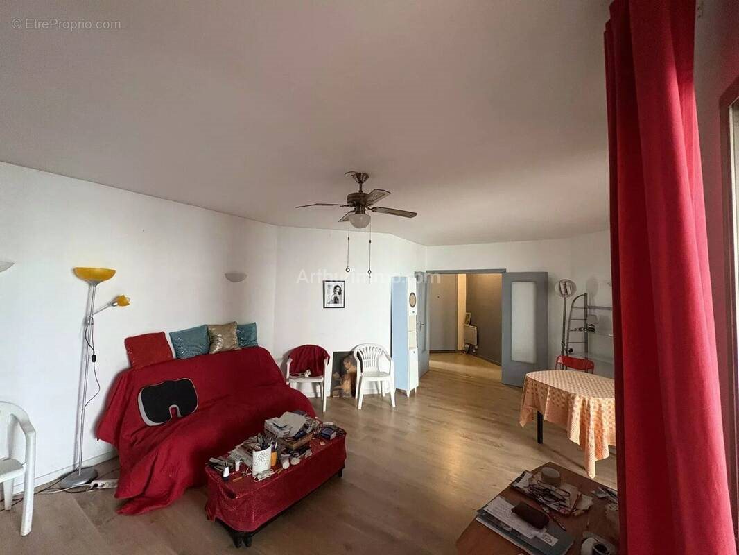 Appartement à vendre, 83m², Afa