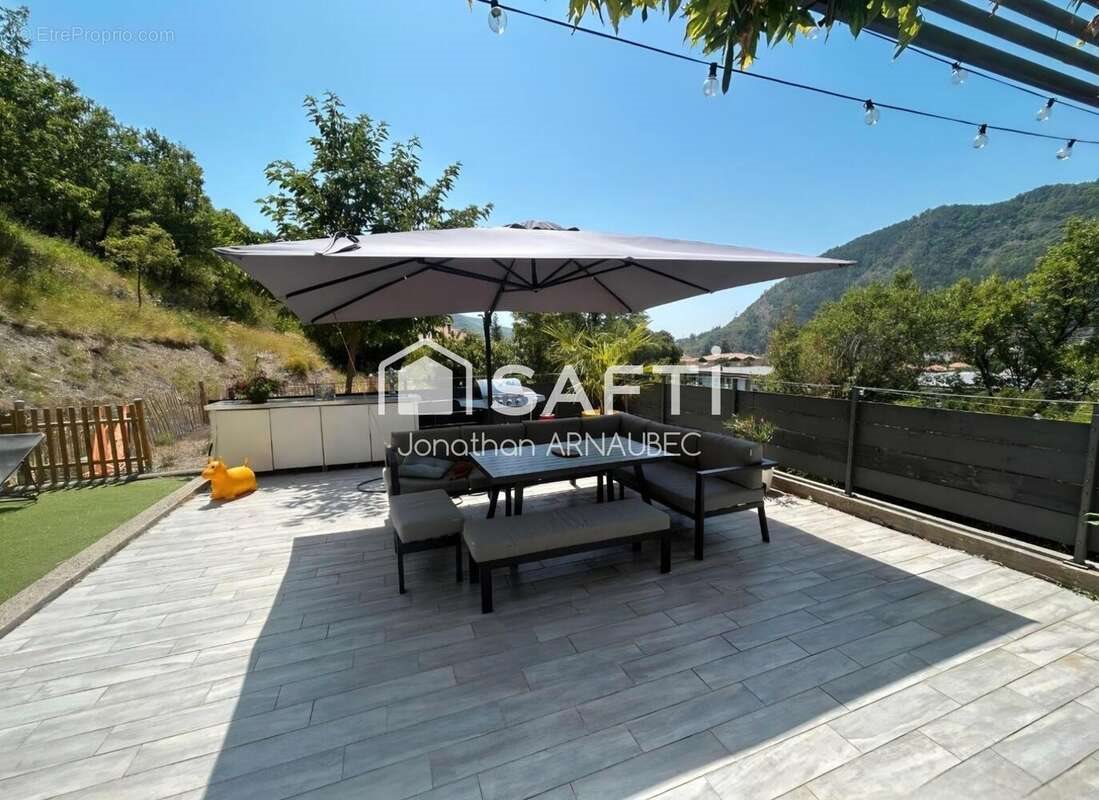 Maison à vendre, 180m², Digne-les-Bains