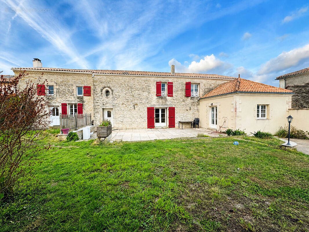 Maison à vendre, 250m², Rochefort
