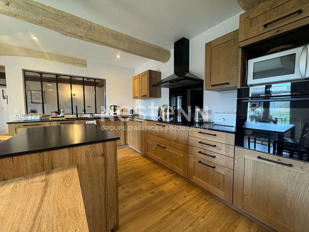 Maison à vendre, 250m², Rochefort