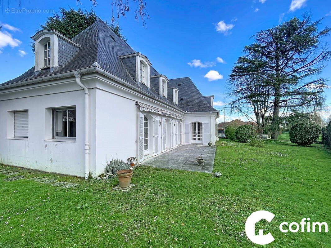 Maison à vendre, 137m², Pau