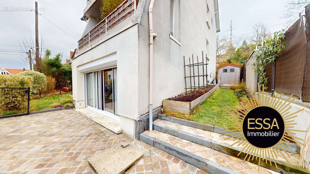 Appartement à vendre, 79m², Viroflay
