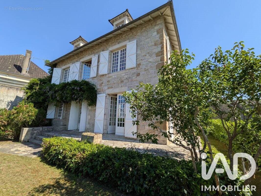 Maison à vendre, 240m², Strenquels