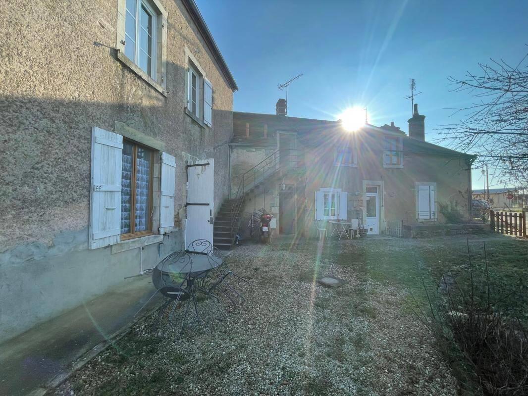 Appartement à vendre, 268m², Ainay-le-Château
