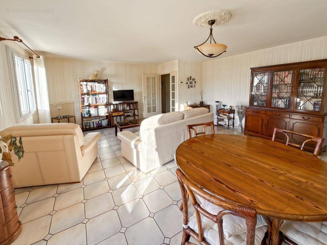 Maison à vendre, 101m², Olivet