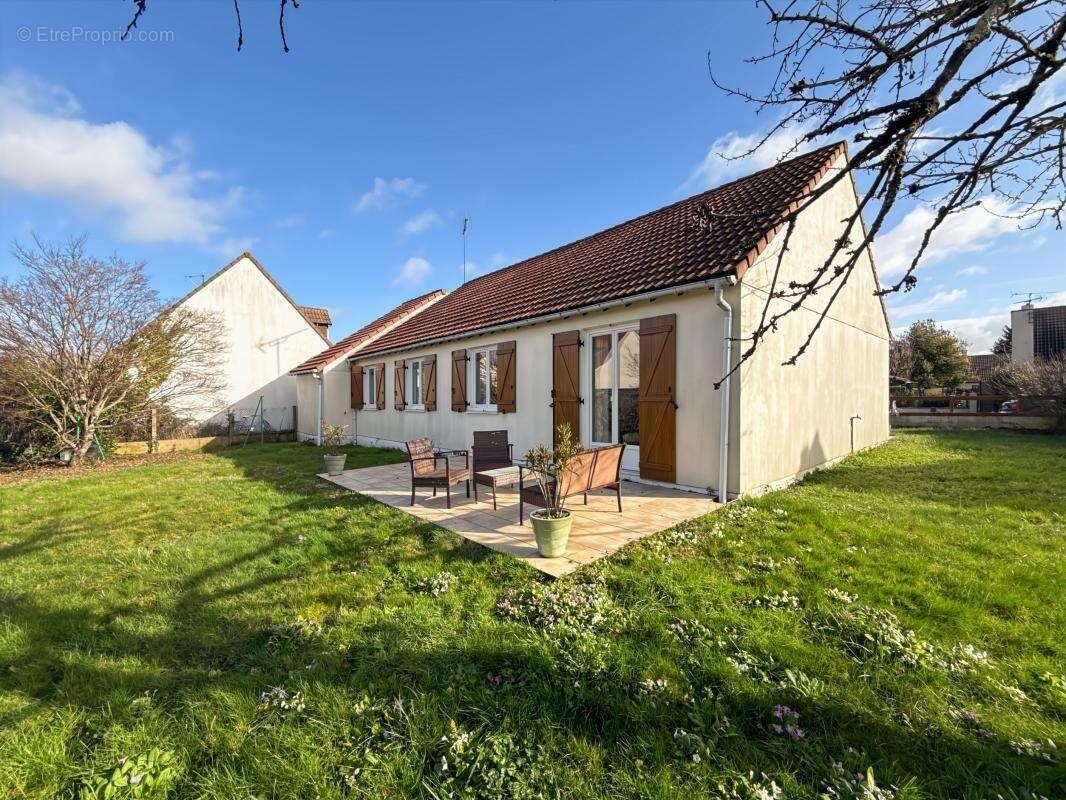 Maison à vendre, 101m², Olivet