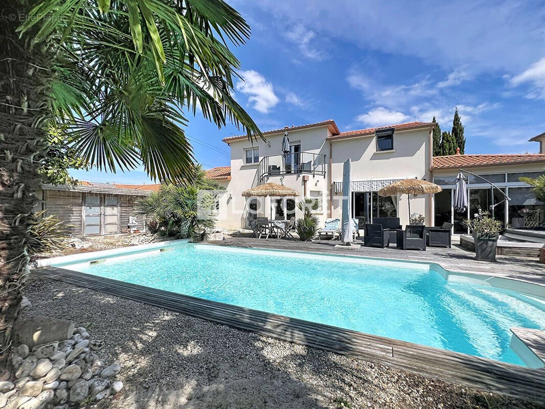 Maison à vendre, 220m², Cholet
