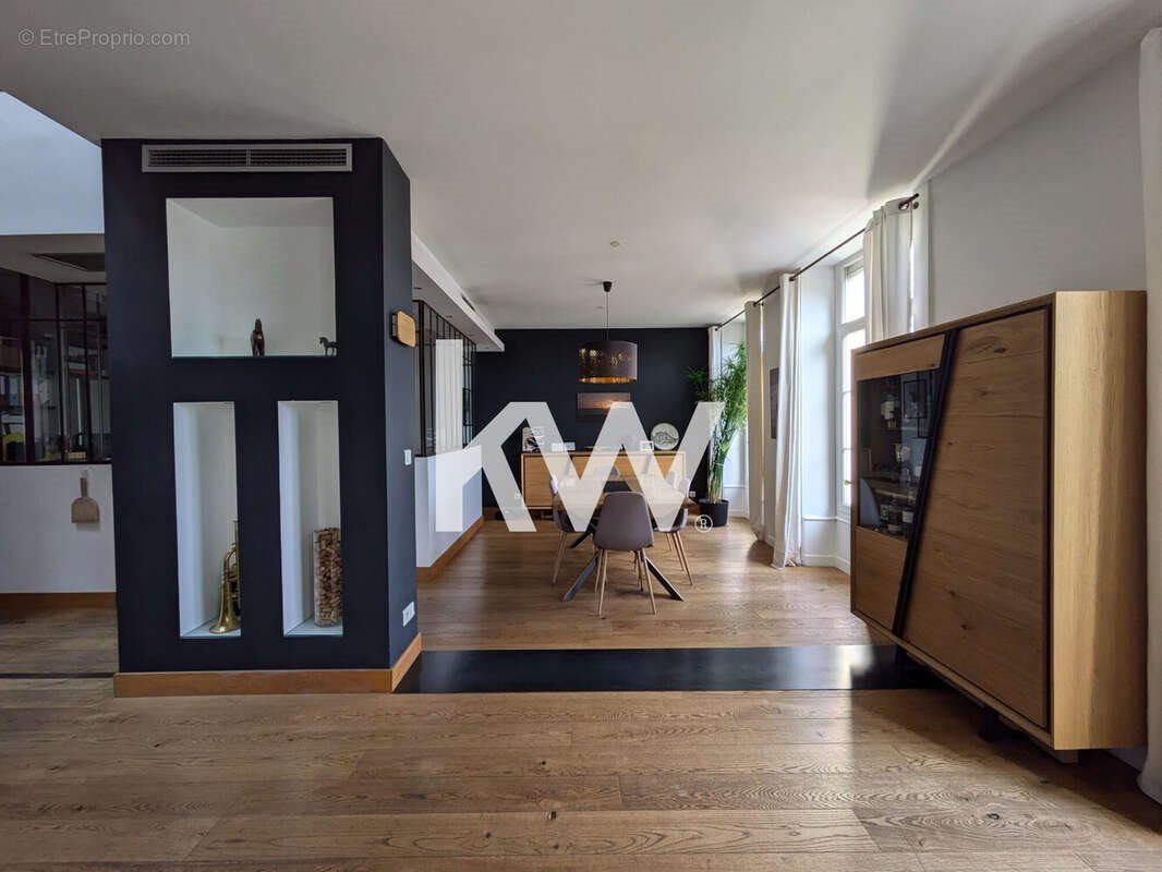 Appartement à vendre, 230m², Saint-Étienne