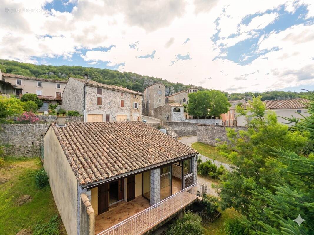 Maison à vendre, 65m², Vogüé