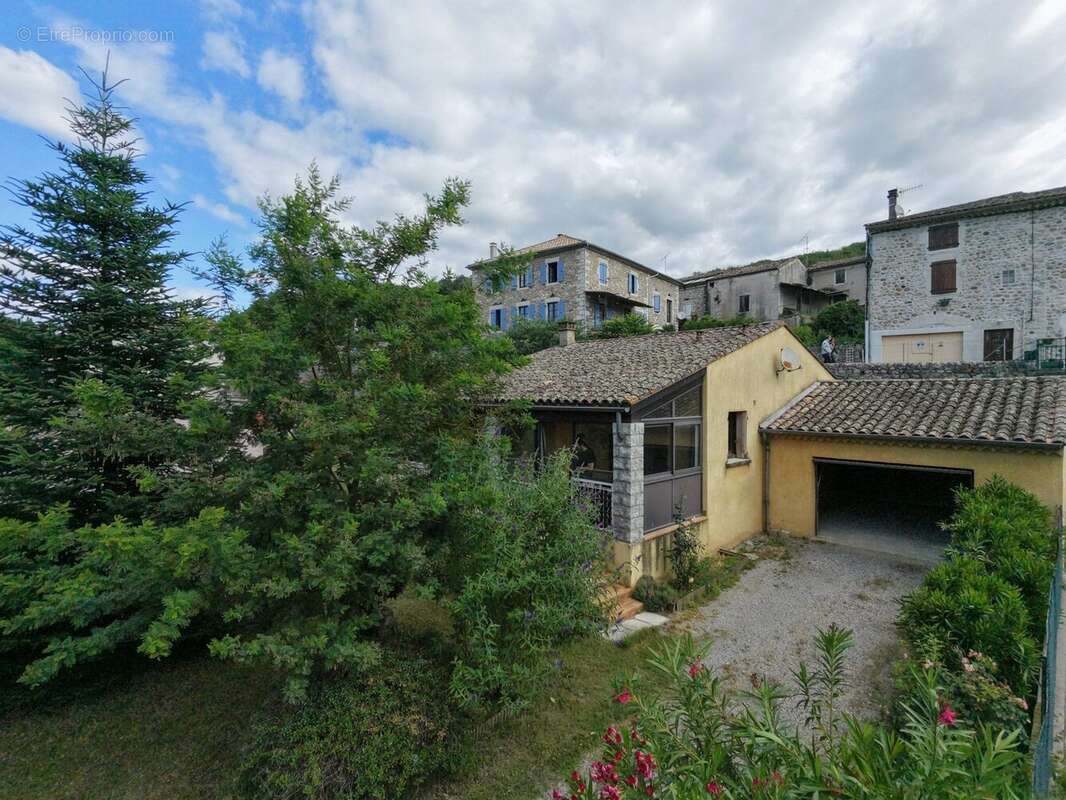 Maison à vendre, 65m², Vogüé