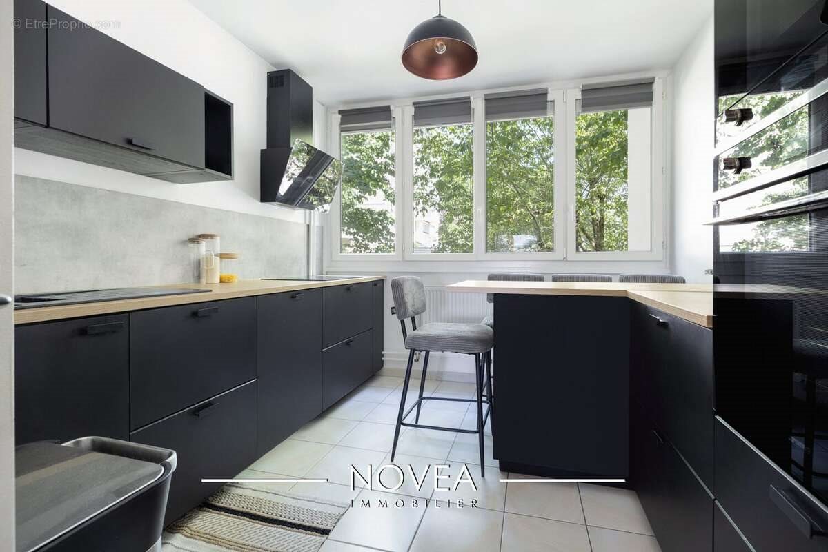 Appartement à vendre, 98m², Tassin-la-Demi-Lune