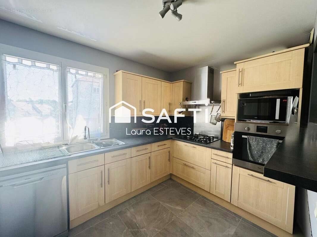 Maison à vendre, 77m², Chelles