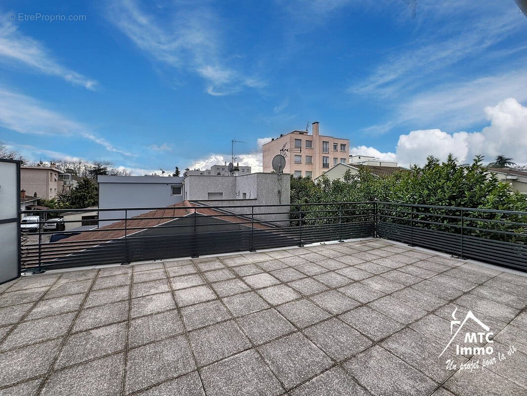 Appartement à vendre, 46m², Vaulx-en-Velin