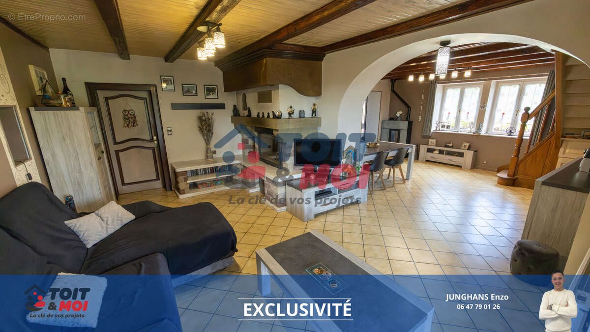 Maison à vendre, 198m², Fougerolles