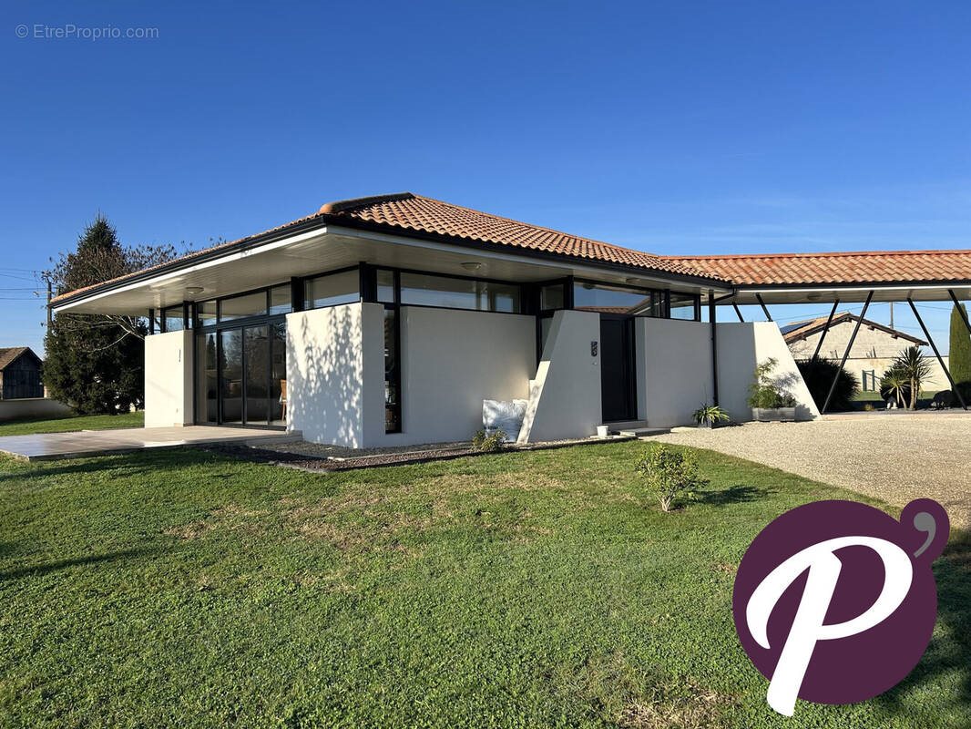 Maison à vendre, 184m², Bergerac