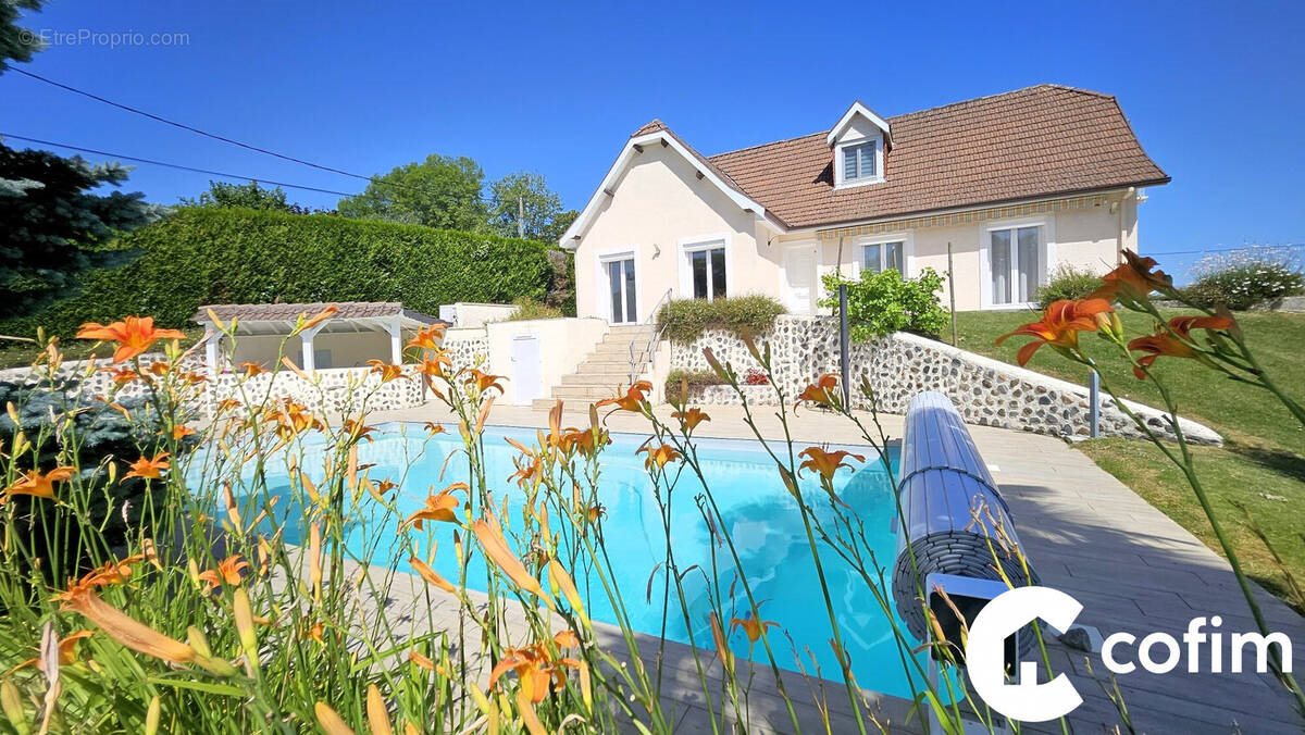 Maison à vendre, 149m², Gan