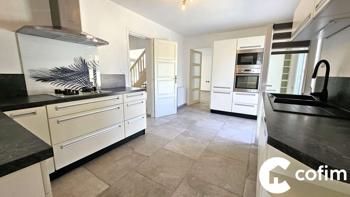 Maison à vendre, 149m², Gan