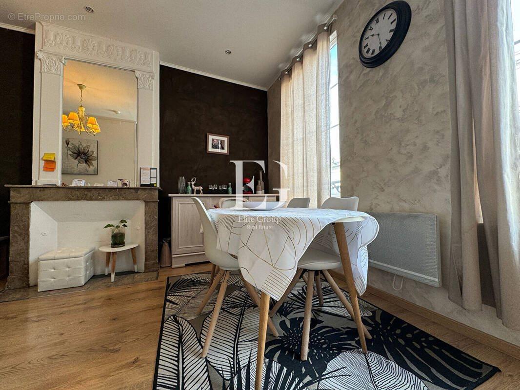 Appartement à vendre, 250m², Rochefort