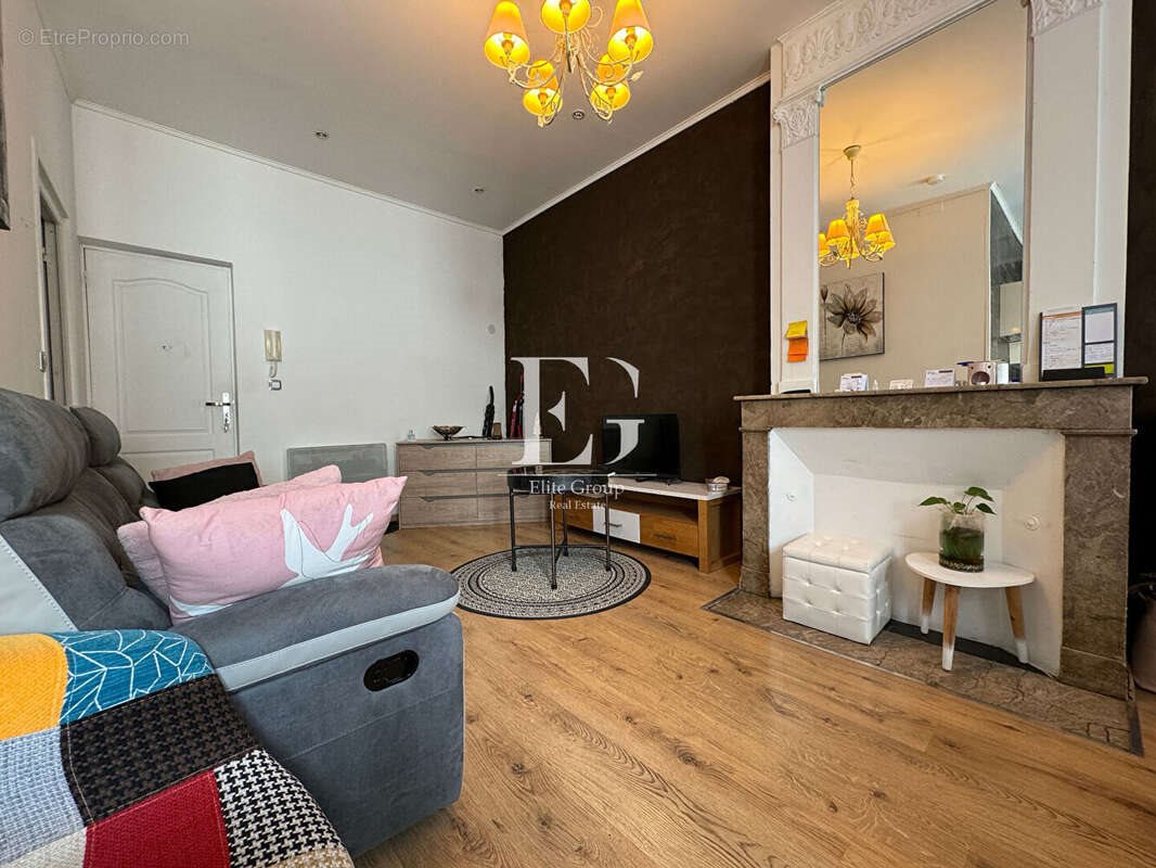 Appartement à vendre, 250m², Rochefort