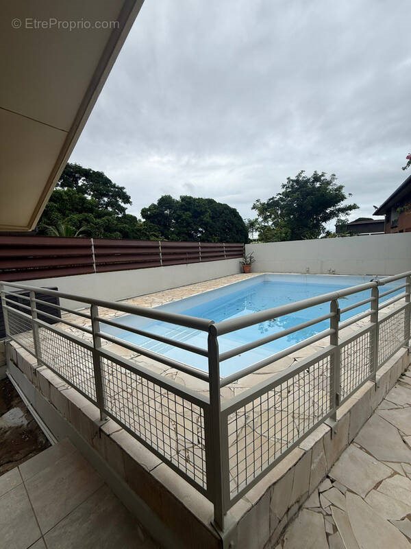 Maison à vendre, 130m², Cayenne