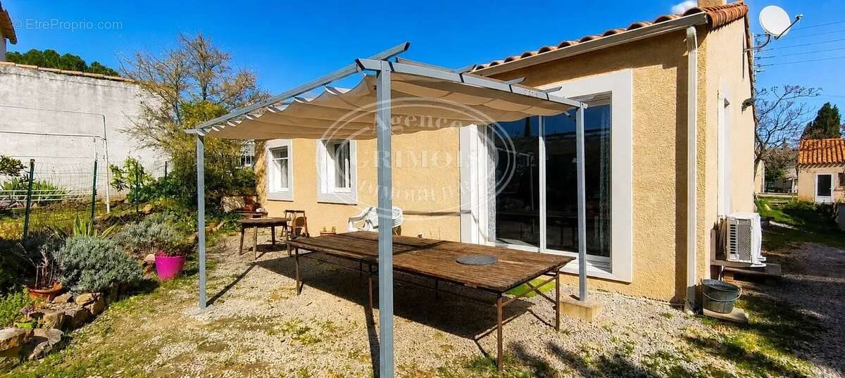 Maison à vendre, 94m², Thézan-des-Corbières