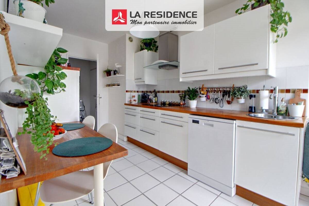 Appartement à vendre, 79m², Vélizy-Villacoublay