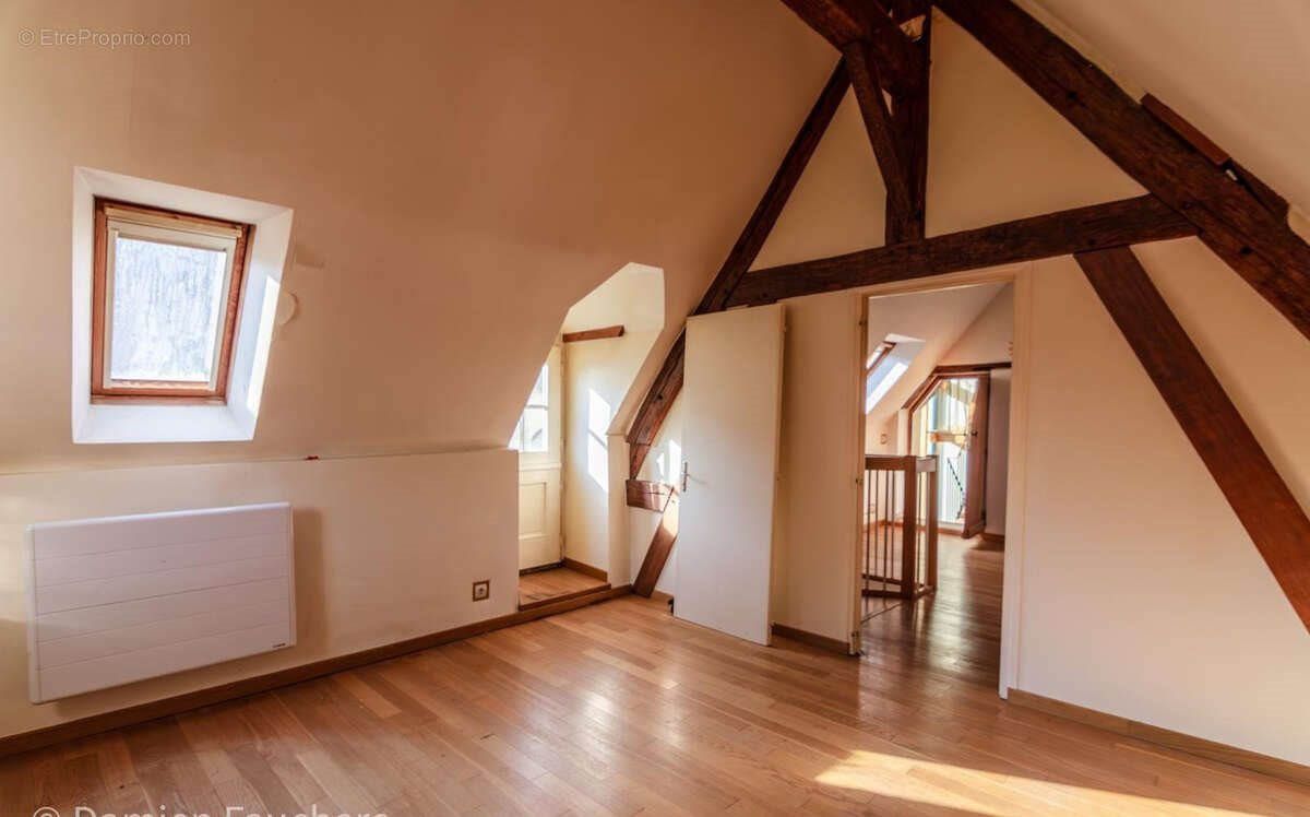 Maison à vendre, 280m², Sainte-Mesme