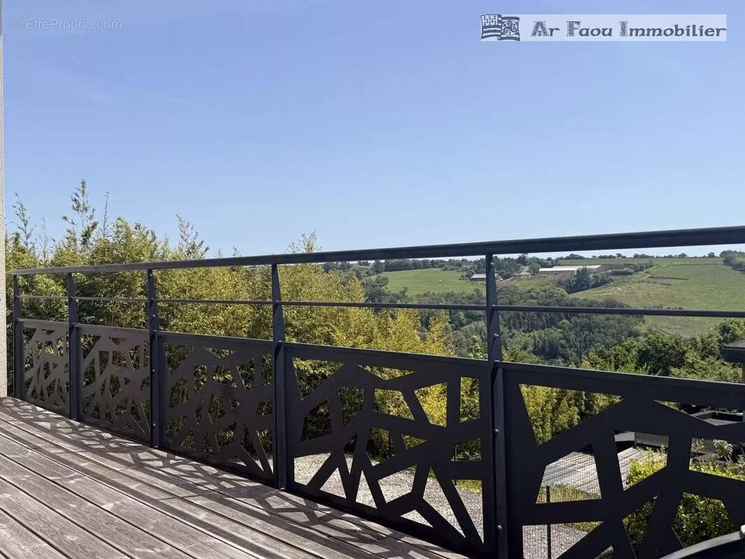 Maison à vendre, 152m², Rosnoën
