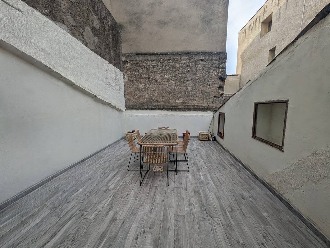 Appartement à vendre, 156m², Lézignan-Corbières