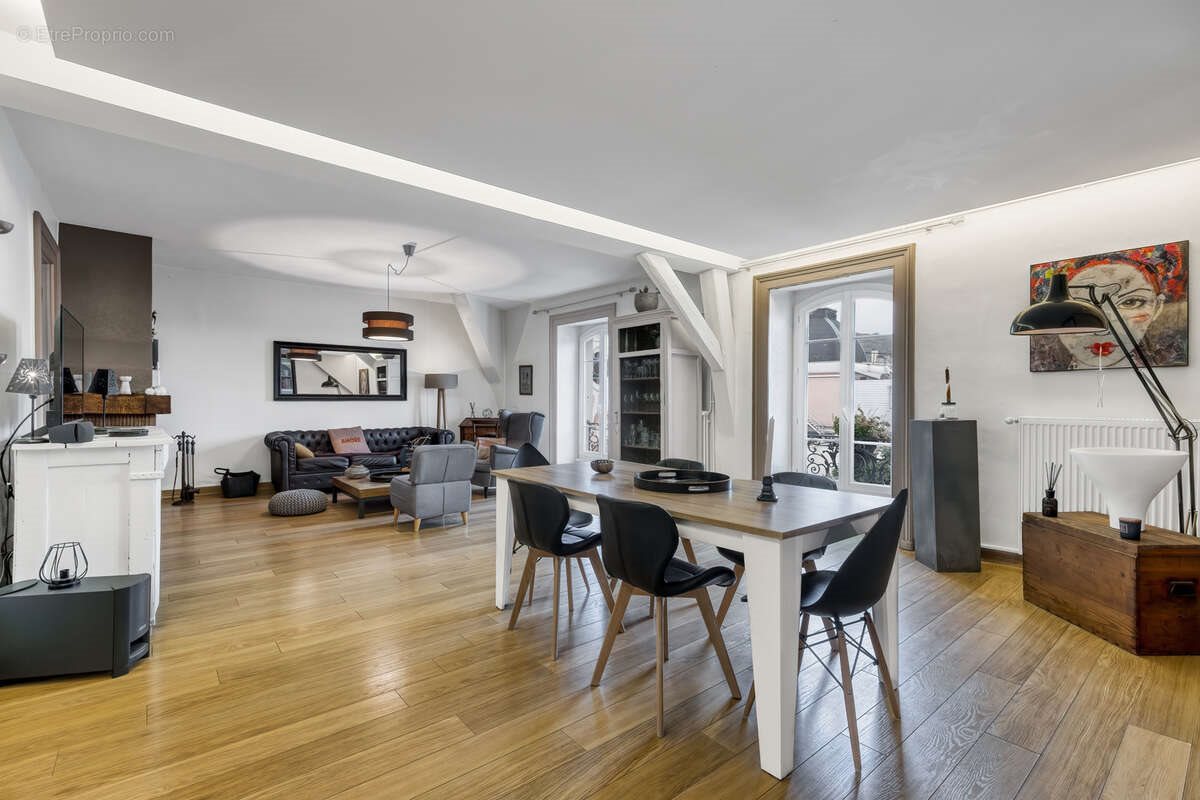 Appartement à vendre, 223m², Aix-les-Bains