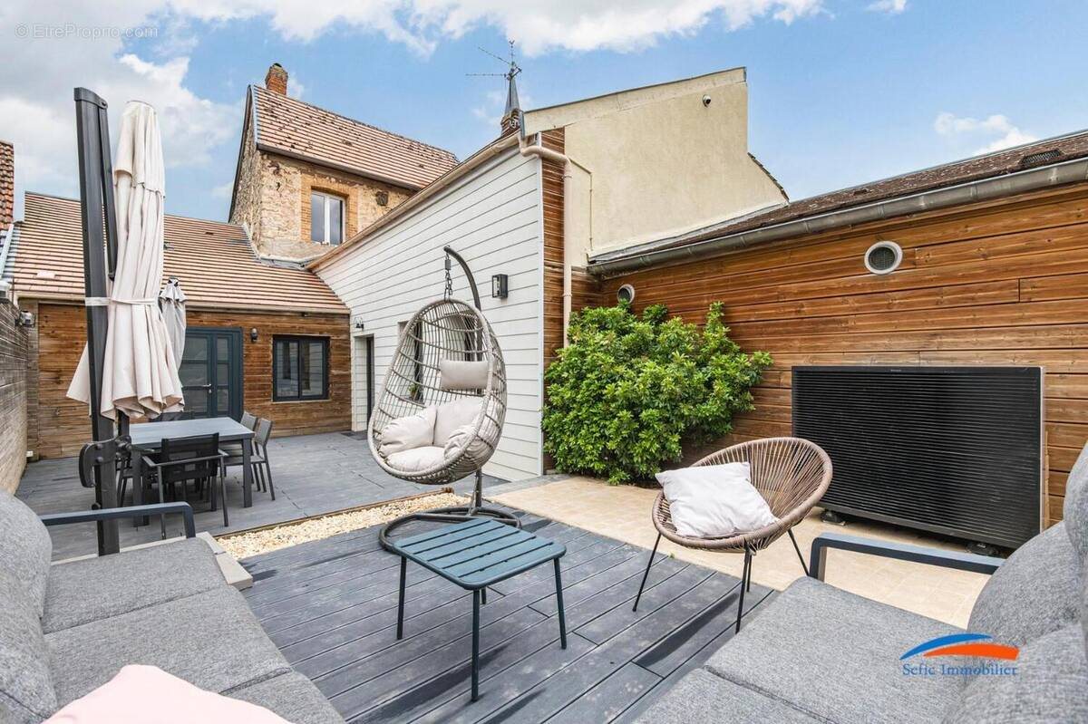 Maison à vendre, 138m², Hermonville