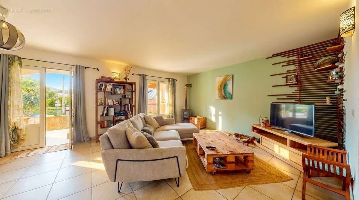Maison à vendre, 122m², Le Tampon