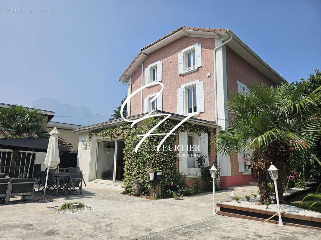 Maison à vendre, 224m², Villard-Bonnot