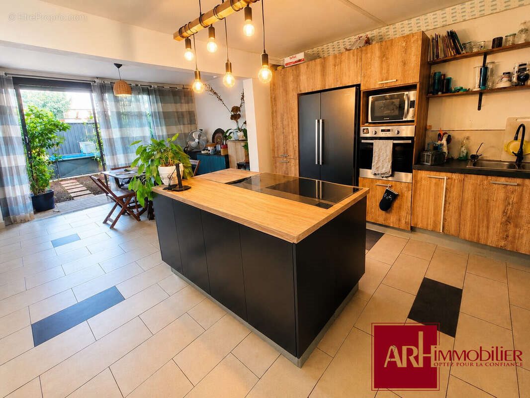 Maison à vendre, 96m², Saint-Pierre