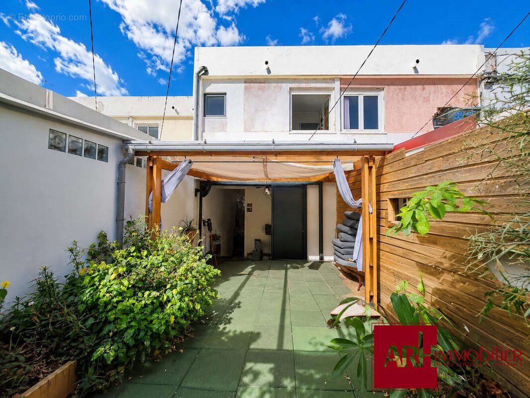 Maison à vendre, 96m², Saint-Pierre