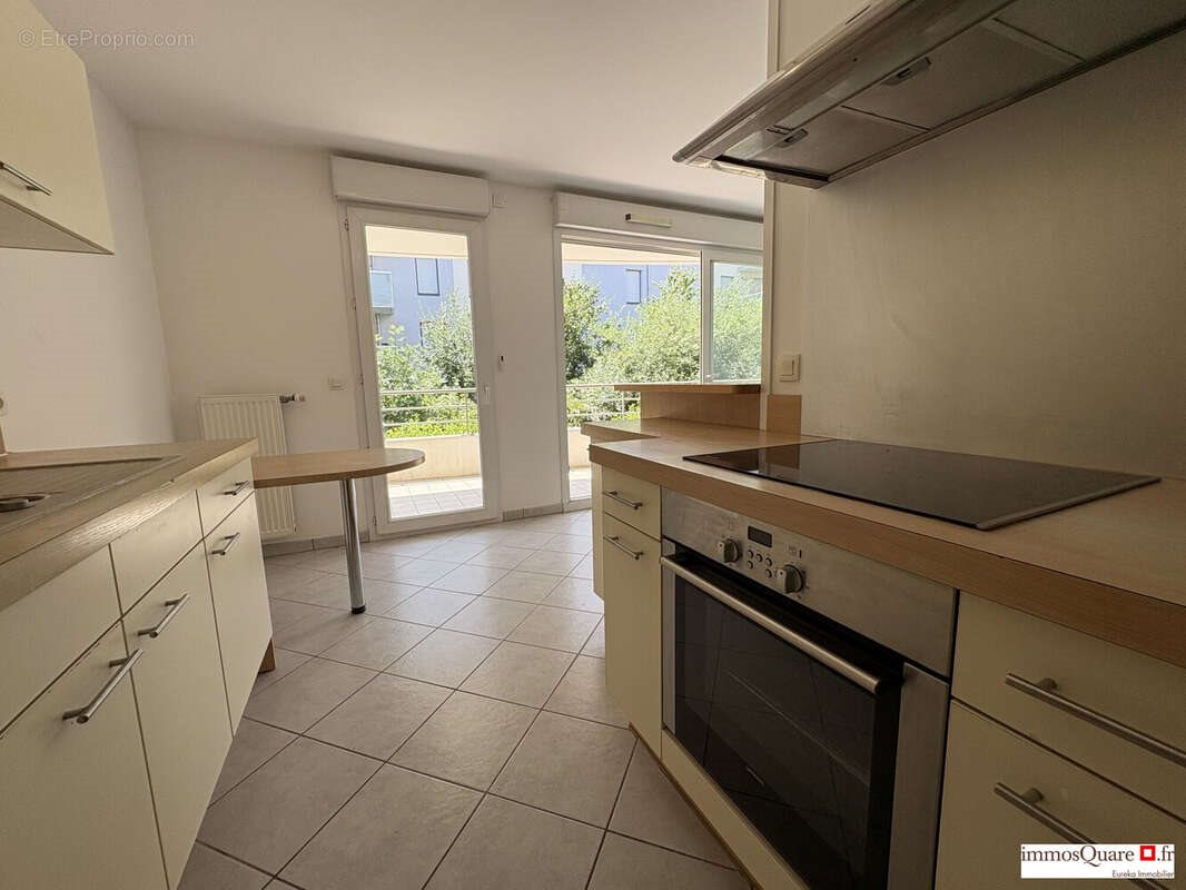 Appartement à vendre, 69m², Ferney-Voltaire
