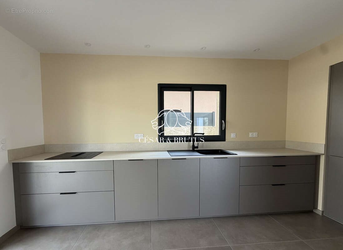 Maison à vendre, 110m², Lucciana