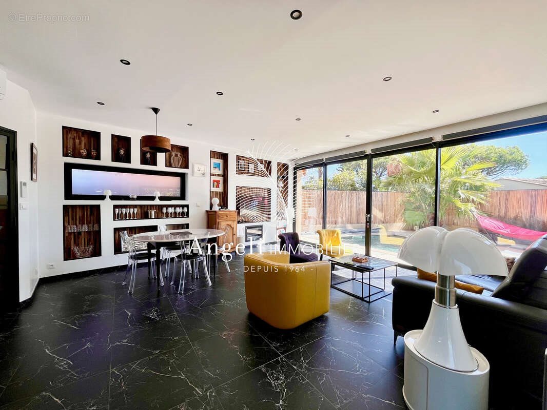 Maison à vendre, 136m², Fréjus