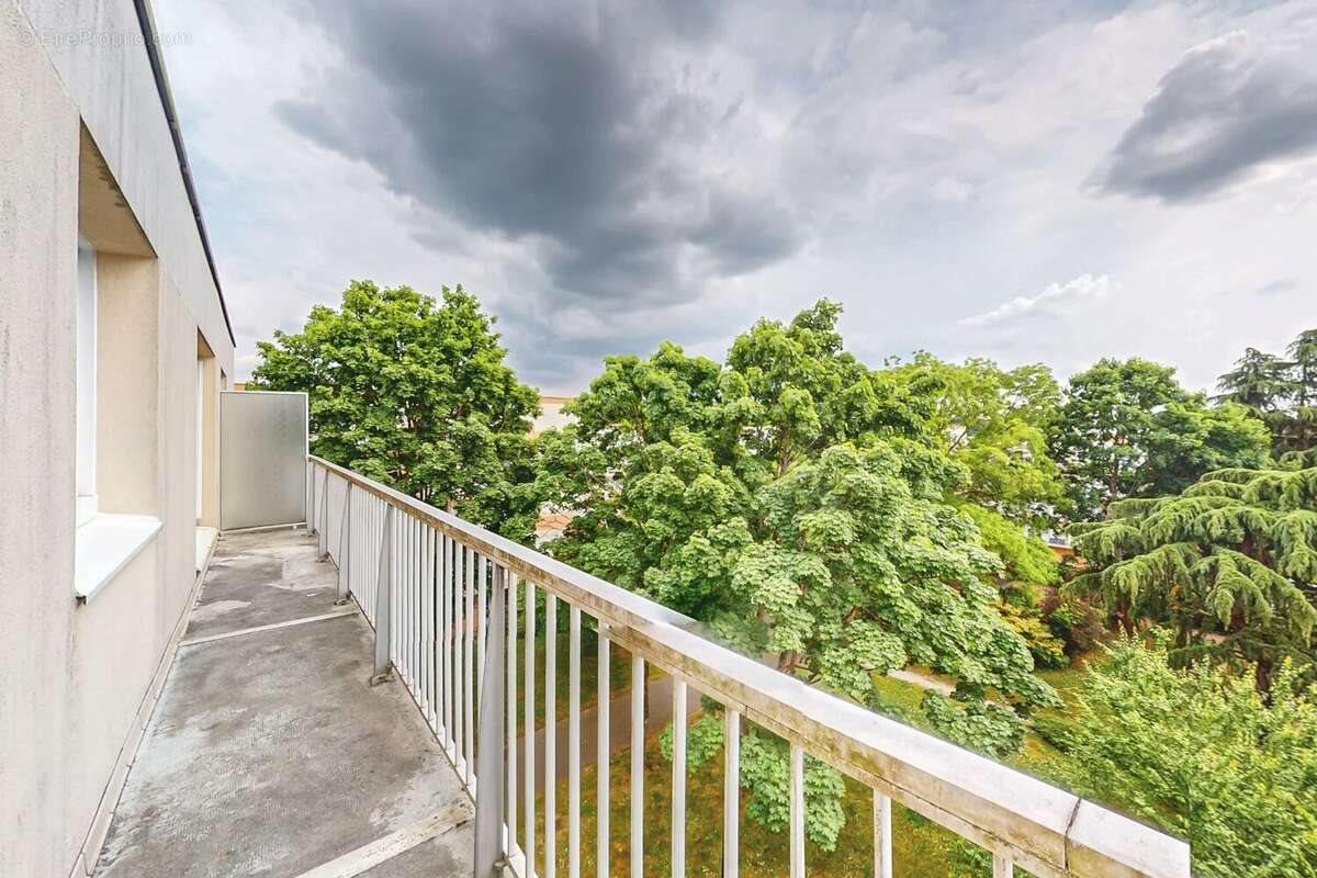 Appartement à vendre, 49m², Magny-les-Hameaux