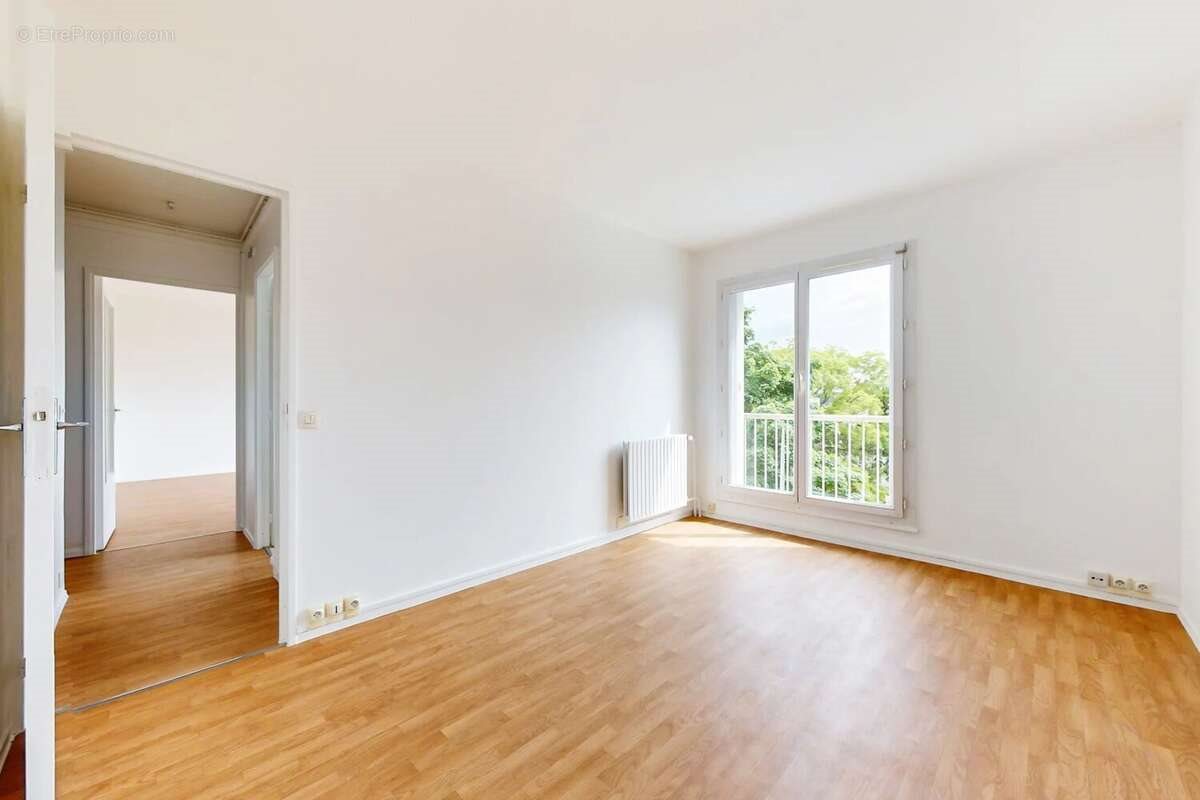 Appartement à vendre, 49m², Magny-les-Hameaux