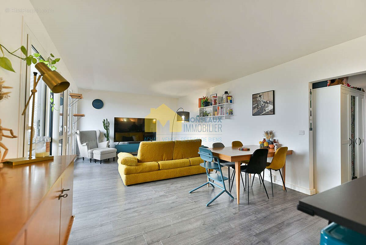Appartement à vendre, 74m², Fresnes