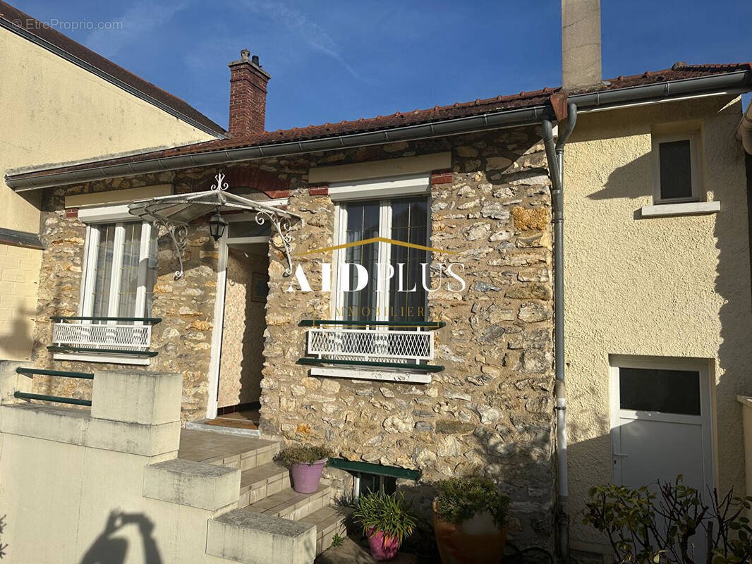 Maison à vendre, 80m², Saint-Prix