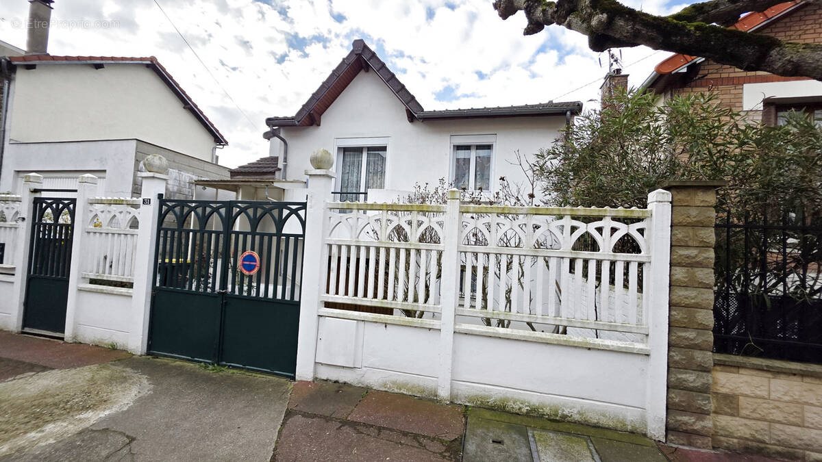 Maison à vendre, 60m², La Courneuve