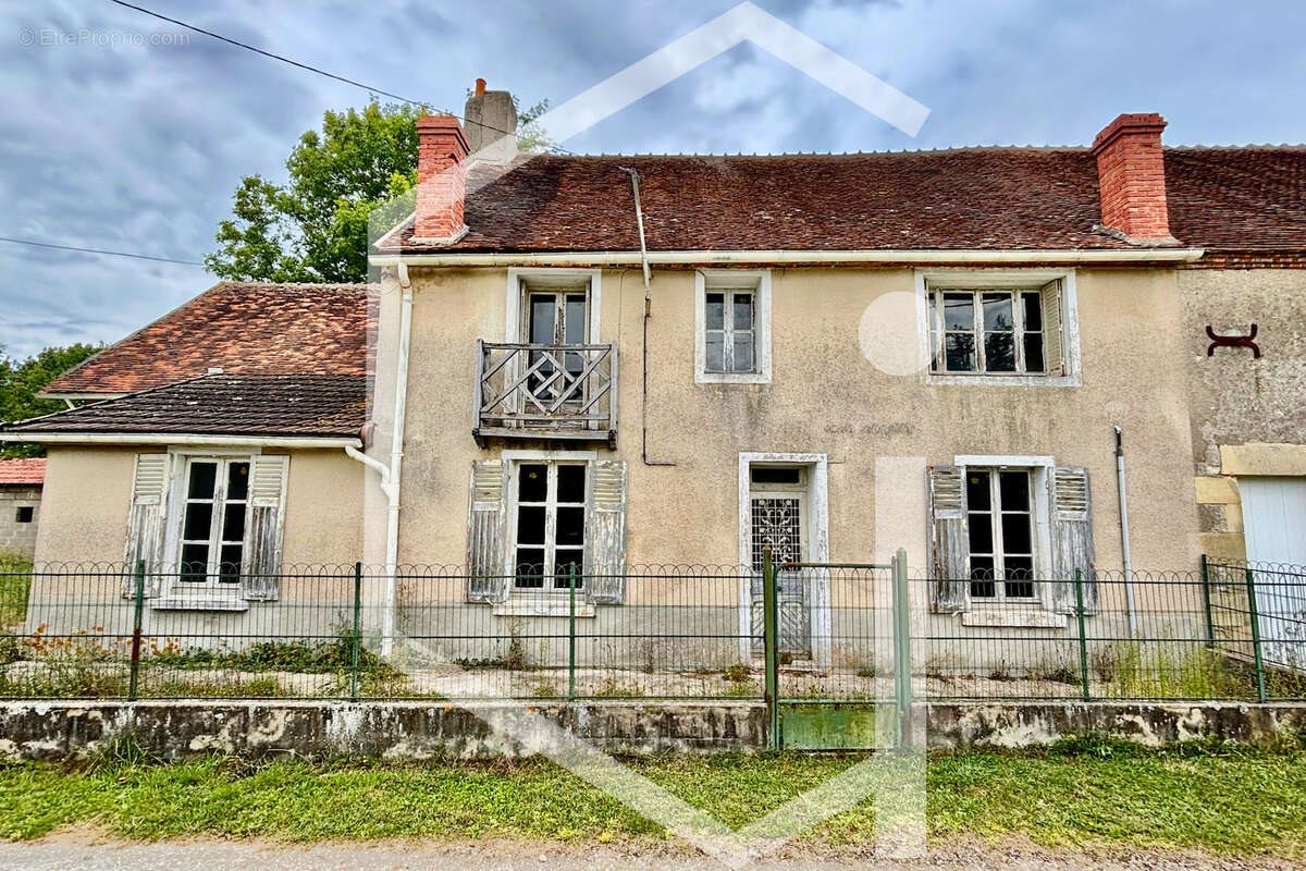 Maison à vendre, 134m², Cosne-Cours-sur-Loire