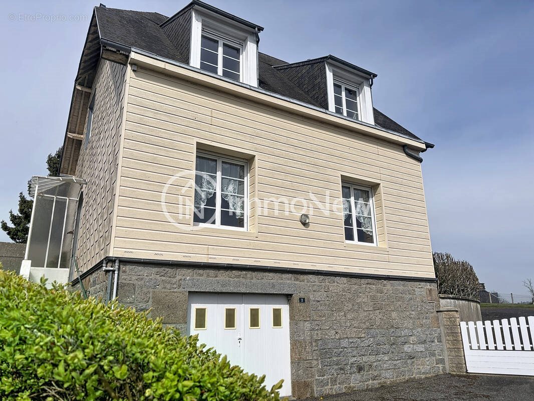 Maison à vendre, 73m², Perriers-en-Beauficel